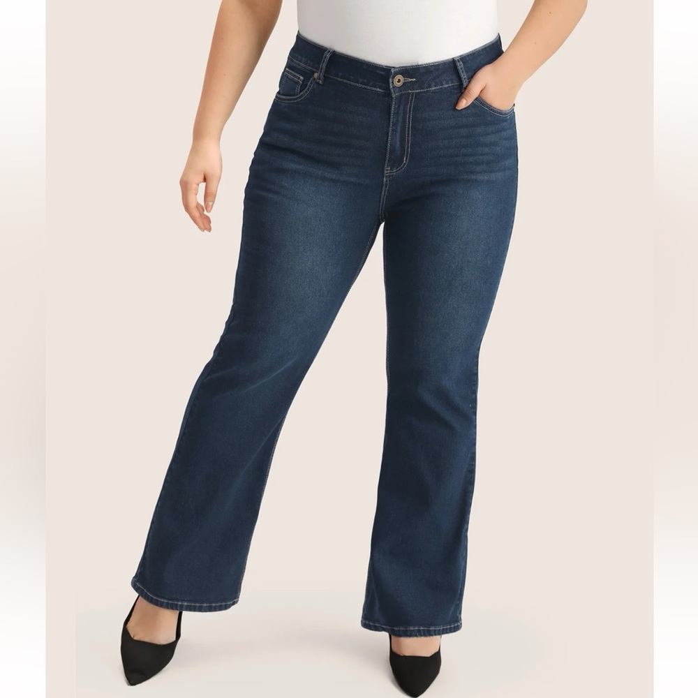 BloomChic Plus Size 2XL Plain Bootcut Pocket Zipper Fly Jeans us18 - 20